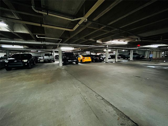 5200 Weslayan Street 311, Houston, TX 77005