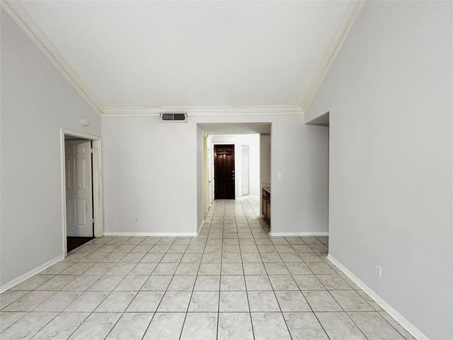 5200 Weslayan Street 311, Houston, TX 77005