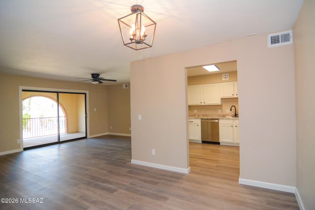 6342 N Barcelona Ln Unit 120, Tucson, AZ 85704