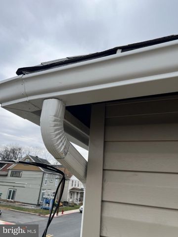 209 BLOCKER, Ridgeley, WV 26753