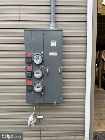 209 BLOCKER, Ridgeley, WV 26753