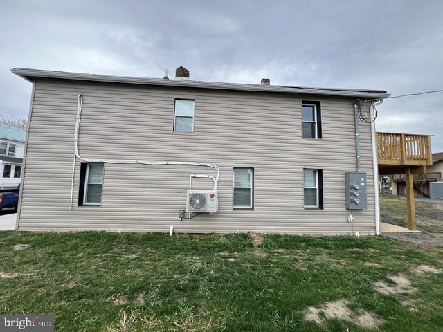 209 BLOCKER, Ridgeley, WV 26753