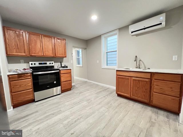 209 BLOCKER, Ridgeley, WV 26753