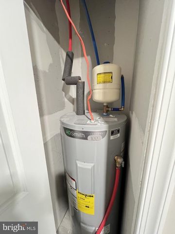 209 BLOCKER, Ridgeley, WV 26753