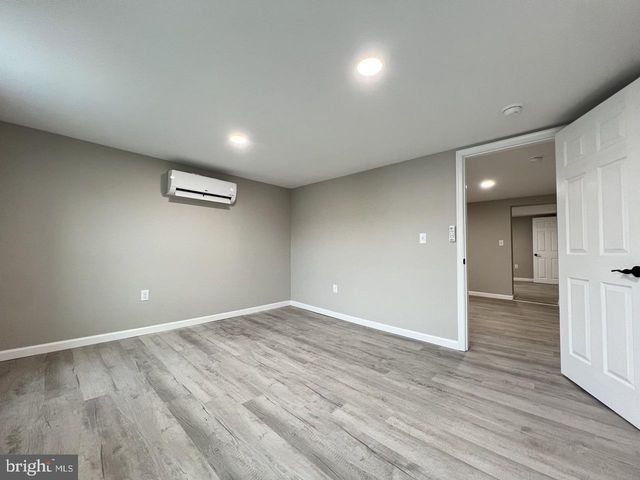 209 BLOCKER, Ridgeley, WV 26753