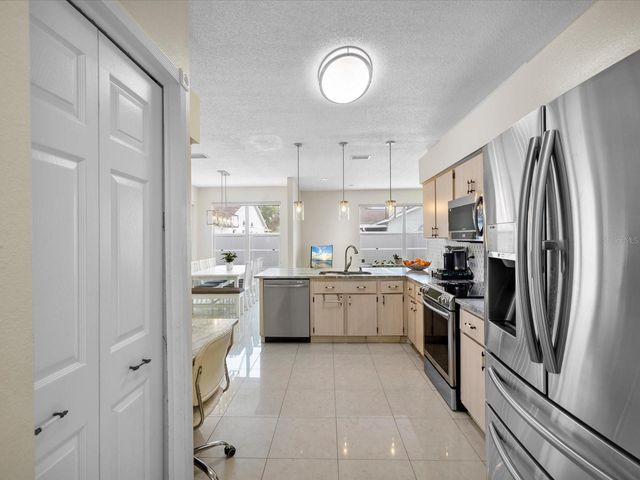 11310 GLENMONT DRIVE, Tampa, FL 33635