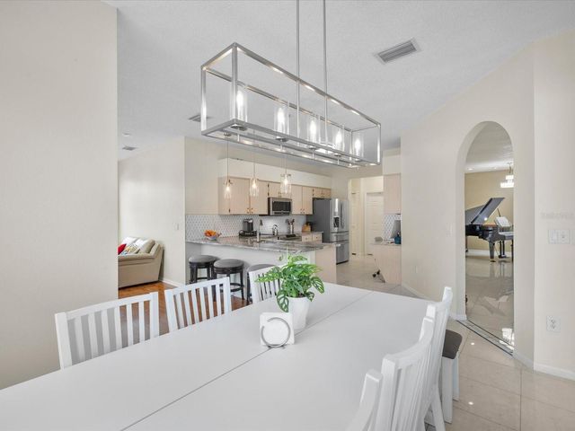 11310 GLENMONT DRIVE, Tampa, FL 33635