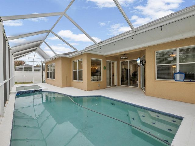 11310 GLENMONT DRIVE, Tampa, FL 33635