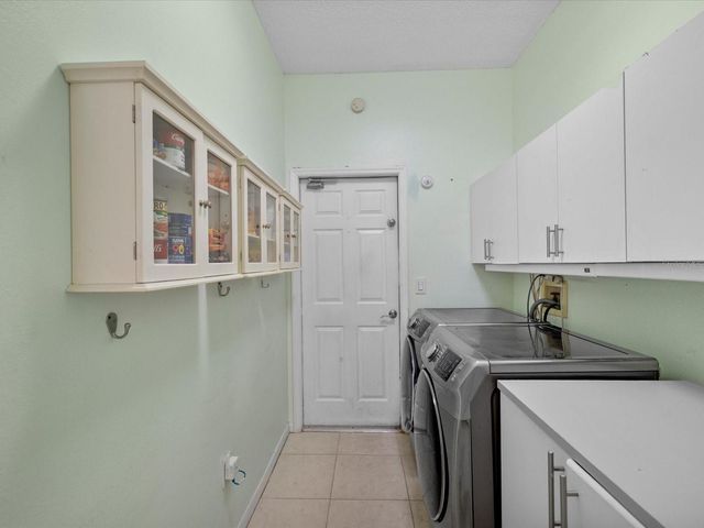 11310 GLENMONT DRIVE, Tampa, FL 33635