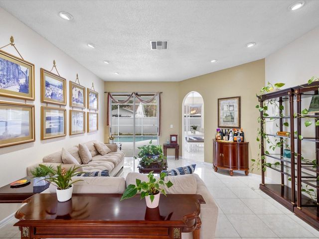 11310 GLENMONT DRIVE, Tampa, FL 33635