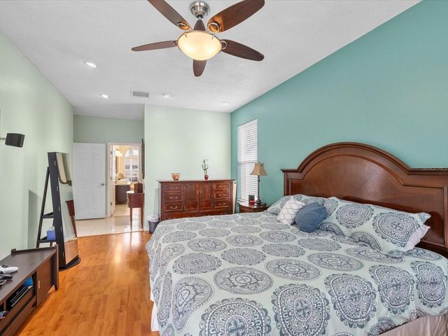 11310 GLENMONT DRIVE, Tampa, FL 33635