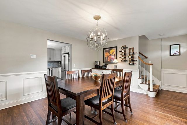 8 Mellen St, Hopedale, MA 01747