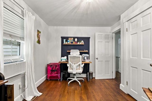 8 Mellen St, Hopedale, MA 01747