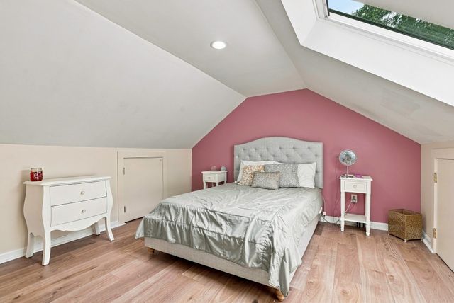 8 Mellen St, Hopedale, MA 01747