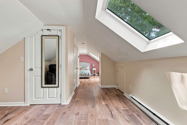 8 Mellen St, Hopedale, MA 01747