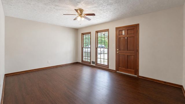 2197 Waring Road NW, Dalton, GA 30721