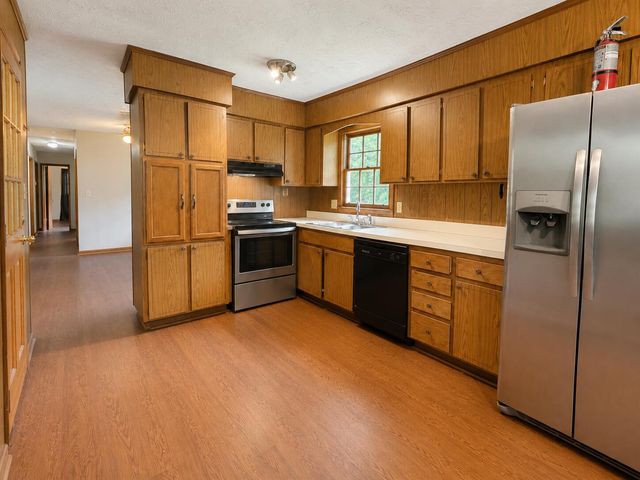 2197 Waring Road NW, Dalton, GA 30721