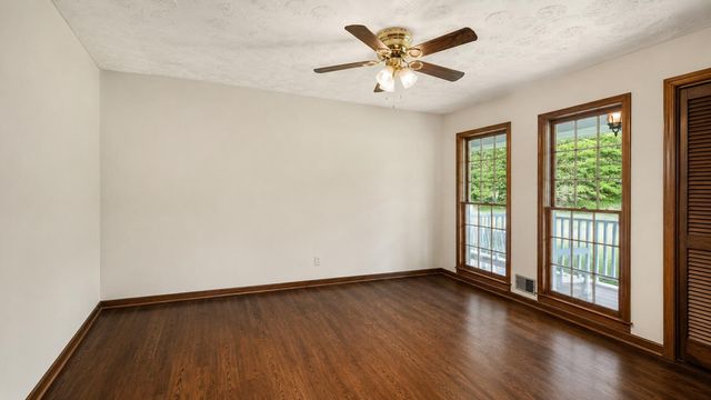 2197 Waring Road NW, Dalton, GA 30721