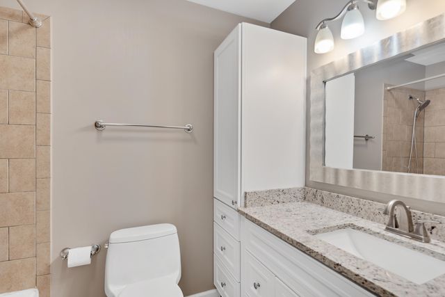 1817 Crossflower Cv Unit 84, Germantown, TN 38138