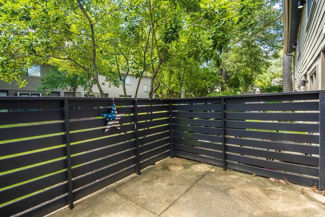 1817 Crossflower Cv Unit 84, Germantown, TN 38138