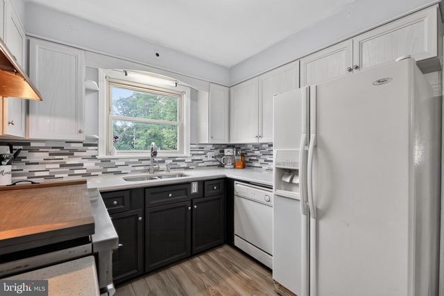 528 PITMAN AVE, Pitman, NJ 08071
