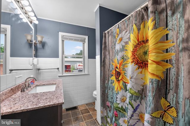 528 PITMAN AVE, Pitman, NJ 08071
