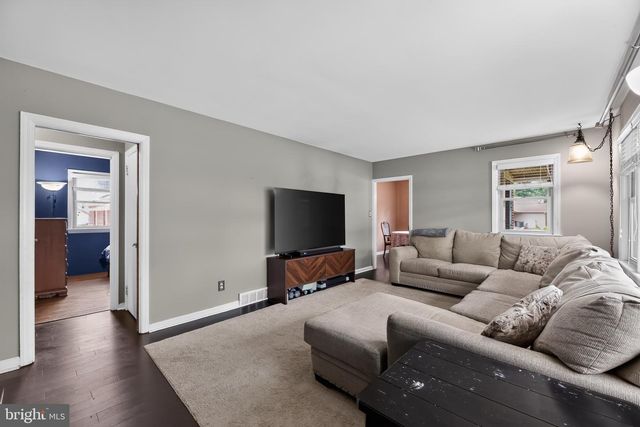 528 PITMAN AVE, Pitman, NJ 08071