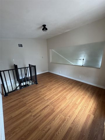 11322 Briar Forest Drive, Houston, TX 77077