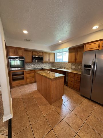 11322 Briar Forest Drive, Houston, TX 77077