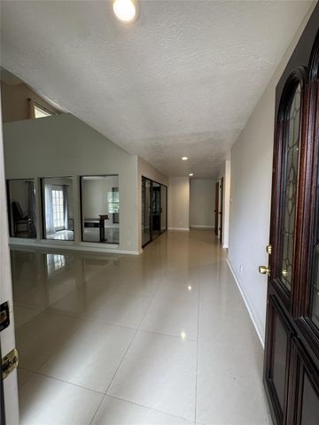 11322 Briar Forest Drive, Houston, TX 77077