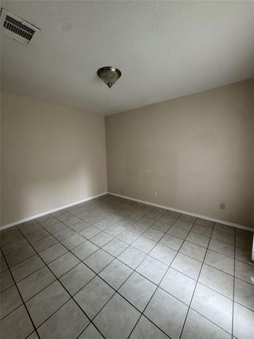 11322 Briar Forest Drive, Houston, TX 77077