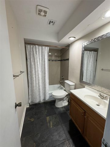 11322 Briar Forest Drive, Houston, TX 77077