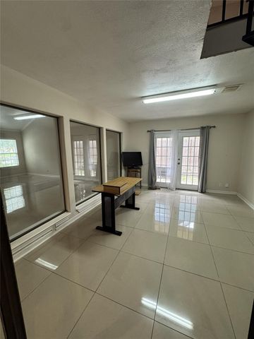 11322 Briar Forest Drive, Houston, TX 77077