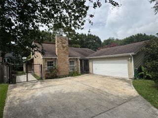 11322 Briar Forest Drive, Houston, TX 77077