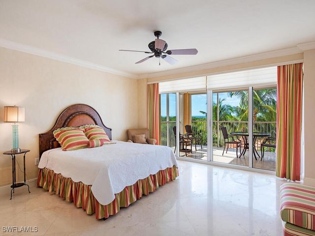 6597 NICHOLAS BLVD 503, Naples, FL 34108