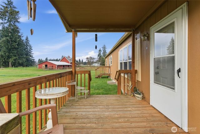 19141 Joselyn Street SW, Rochester, WA 98579