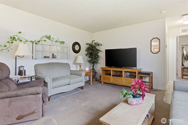 19141 Joselyn Street SW, Rochester, WA 98579