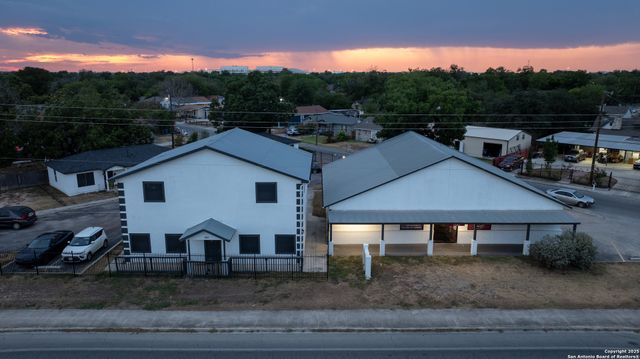 1103,1105,1113 New Laredo HWY, San Antonio, TX 78211