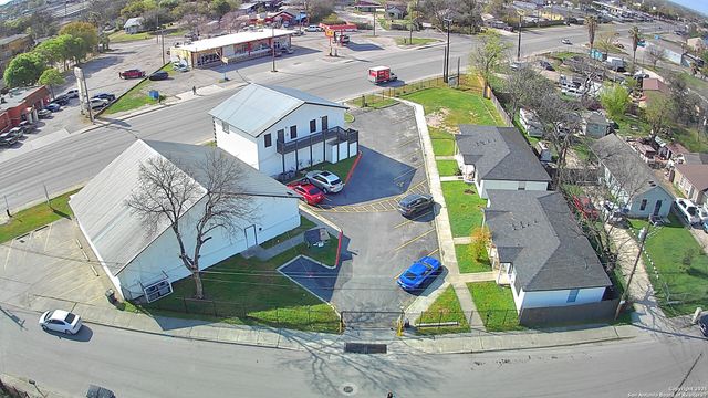 1103,1105,1113 New Laredo HWY, San Antonio, TX 78211
