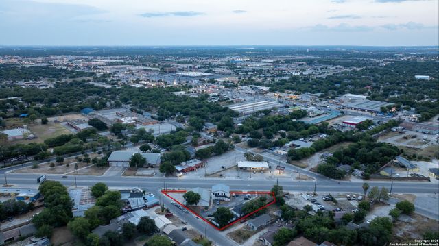 1103,1105,1113 New Laredo HWY, San Antonio, TX 78211