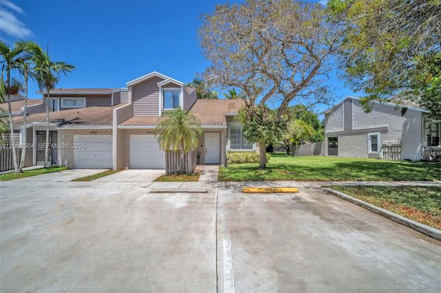 15743 Woodgate Pl E, Sunrise, FL 33326