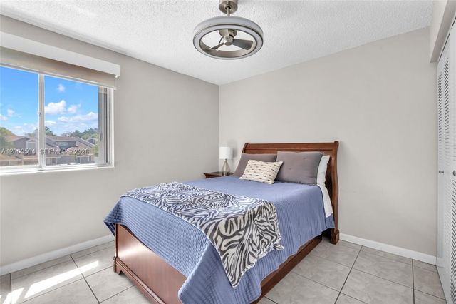 15743 Woodgate Pl E, Sunrise, FL 33326