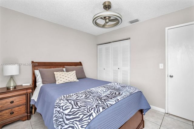 15743 Woodgate Pl E, Sunrise, FL 33326