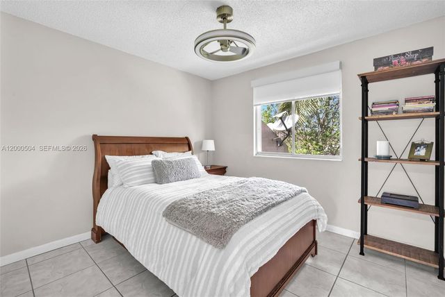 15743 Woodgate Pl E, Sunrise, FL 33326