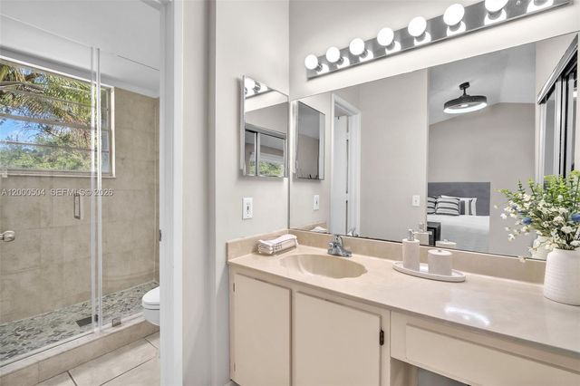 15743 Woodgate Pl E, Sunrise, FL 33326