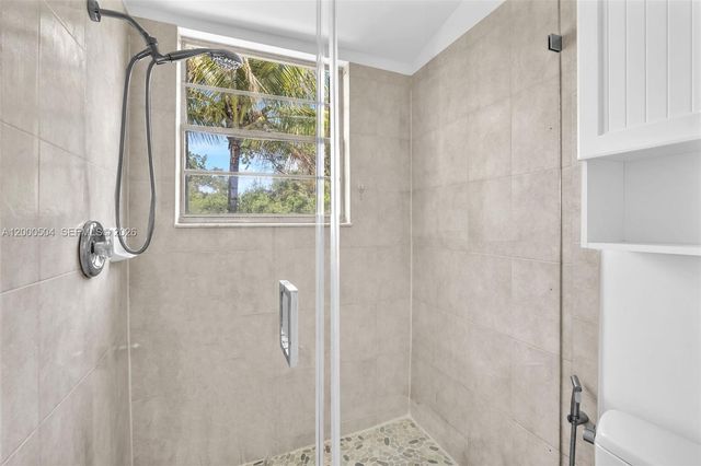 15743 Woodgate Pl E, Sunrise, FL 33326