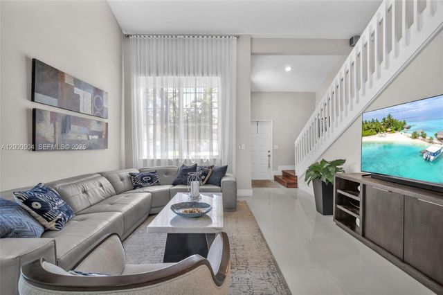 15743 Woodgate Pl E, Sunrise, FL 33326