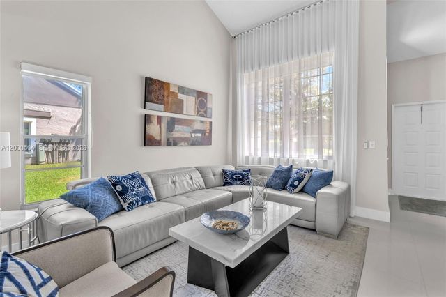 15743 Woodgate Pl E, Sunrise, FL 33326