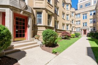 6819 N Lakewood Avenue 3E, Chicago, IL 60626