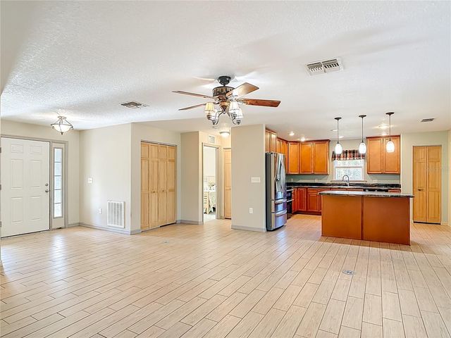 6100 WINNING WOOD TRAIL, De Leon Springs, FL 32130